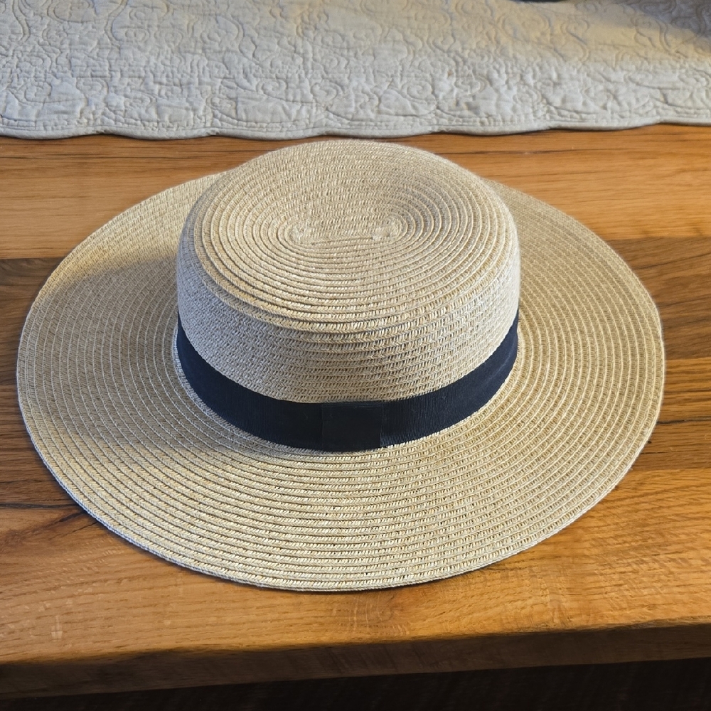 H&M Natural Straw Hat with Black Band Womens Sun Hat Beach Vacation
